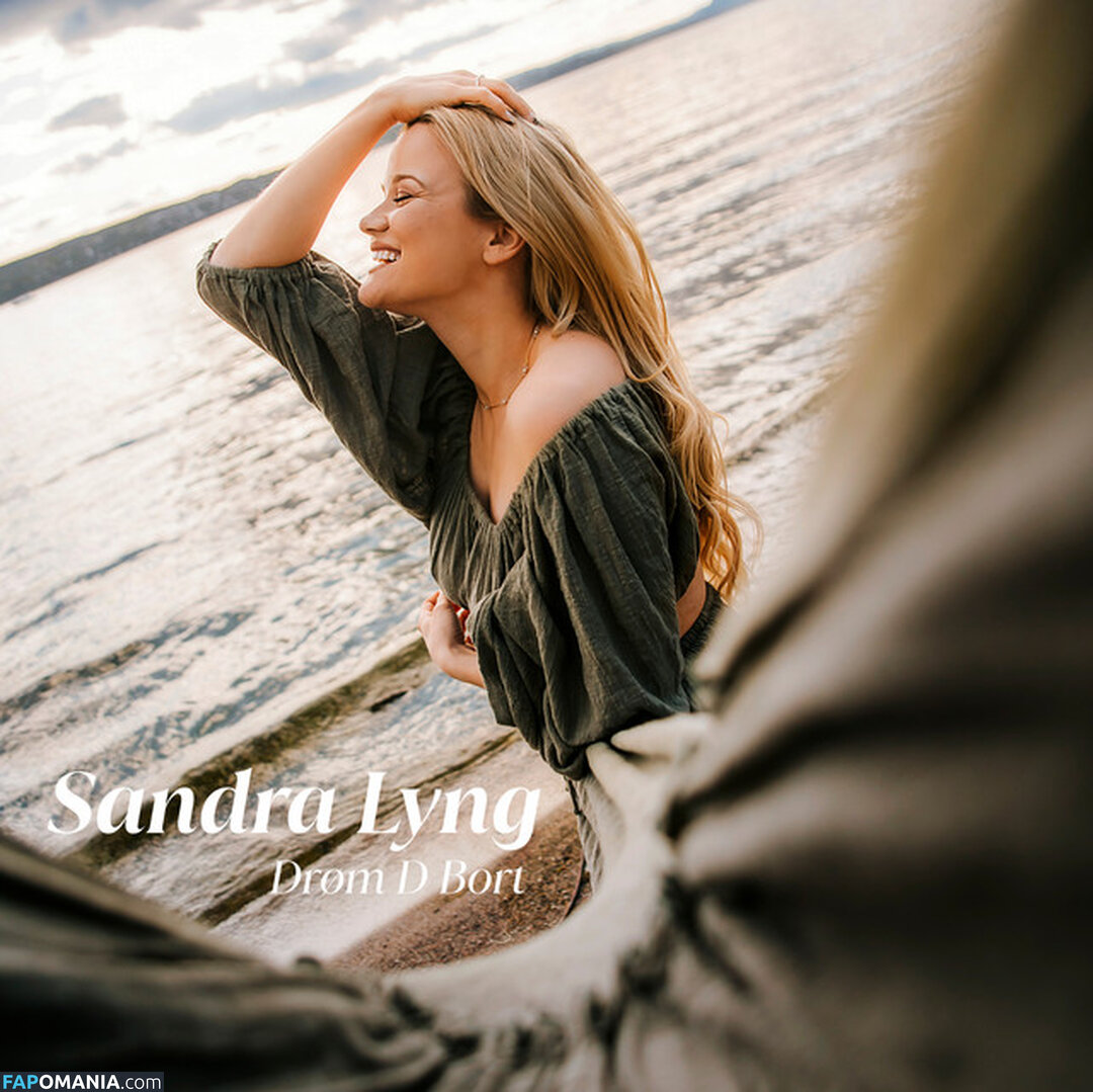 Sandra Lyng Nackt OnlyFans  Geleaktes Foto #6