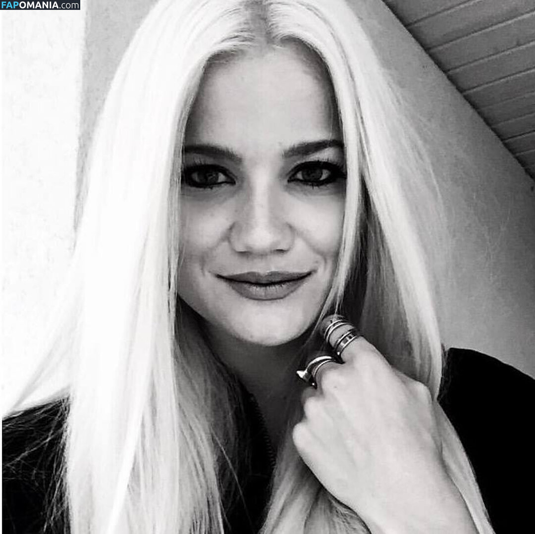 Sandra Lyng Nackt OnlyFans  Geleaktes Foto #20