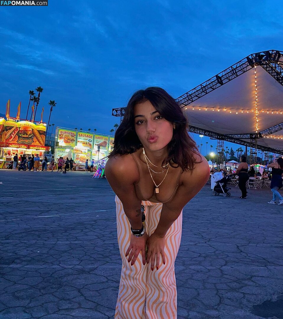 Sara Saffari / sarasaffari__ Nackt OnlyFans  Geleaktes Foto #4