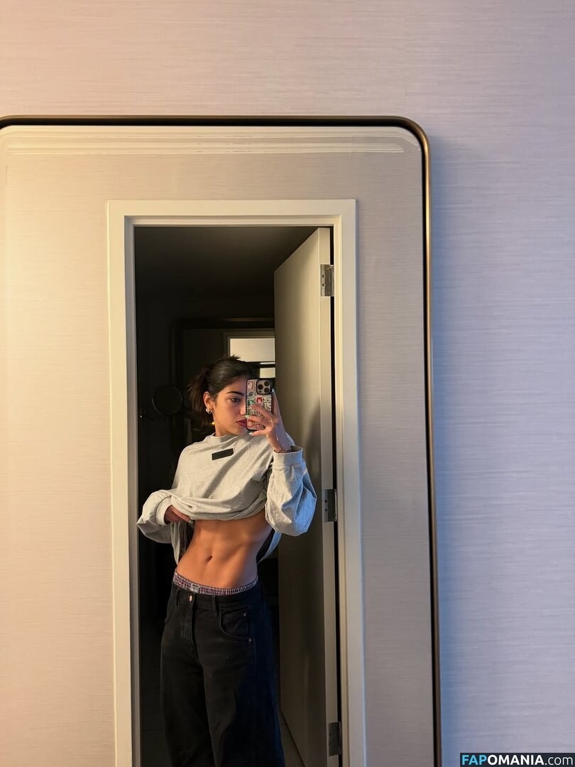 Sara Saffari / sarasaffari__ Nackt OnlyFans  Geleaktes Foto #389