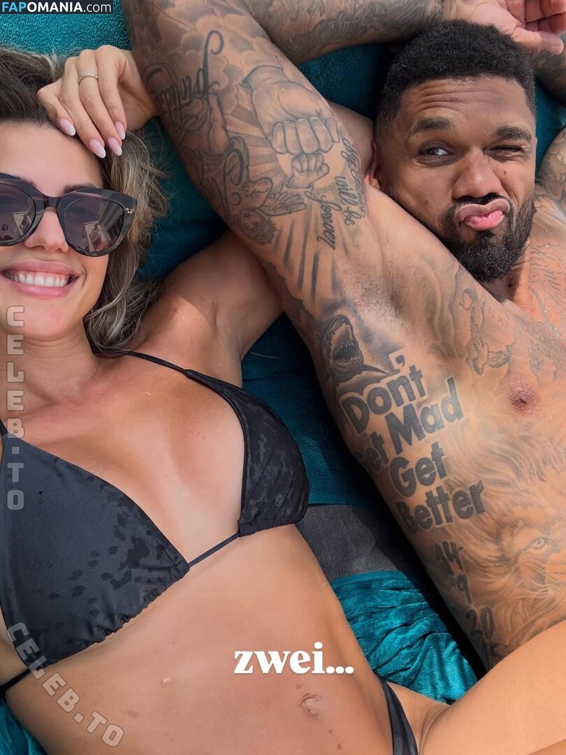 Sarah Harrison / sarah.harrison.official Nackt OnlyFans  Geleaktes Foto #2