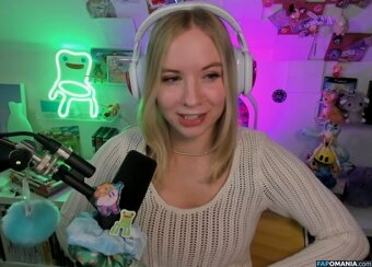 Sarahpodz / https: Nackt OnlyFans  Geleaktes Foto #6