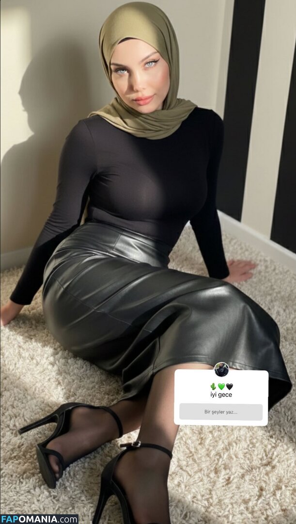 heliosari / heliosri / sariikubraa Nackt OnlyFans  Geleaktes Foto #20