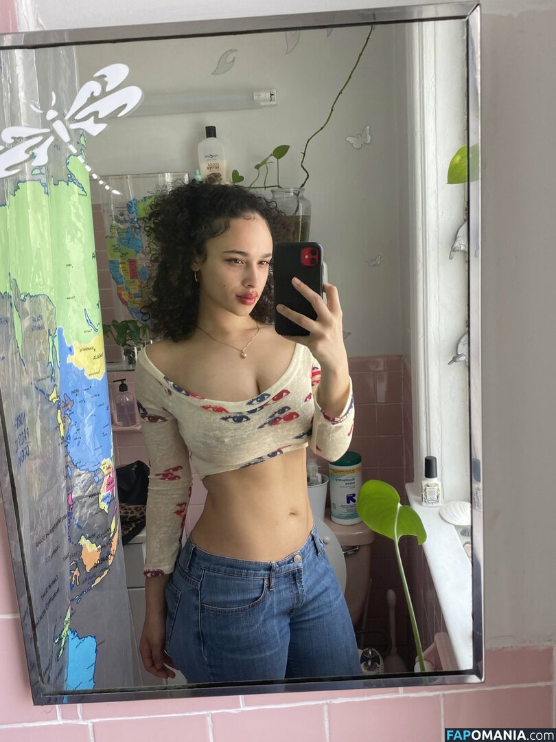 Sarina / svrinx Nackt OnlyFans  Geleaktes Foto #60