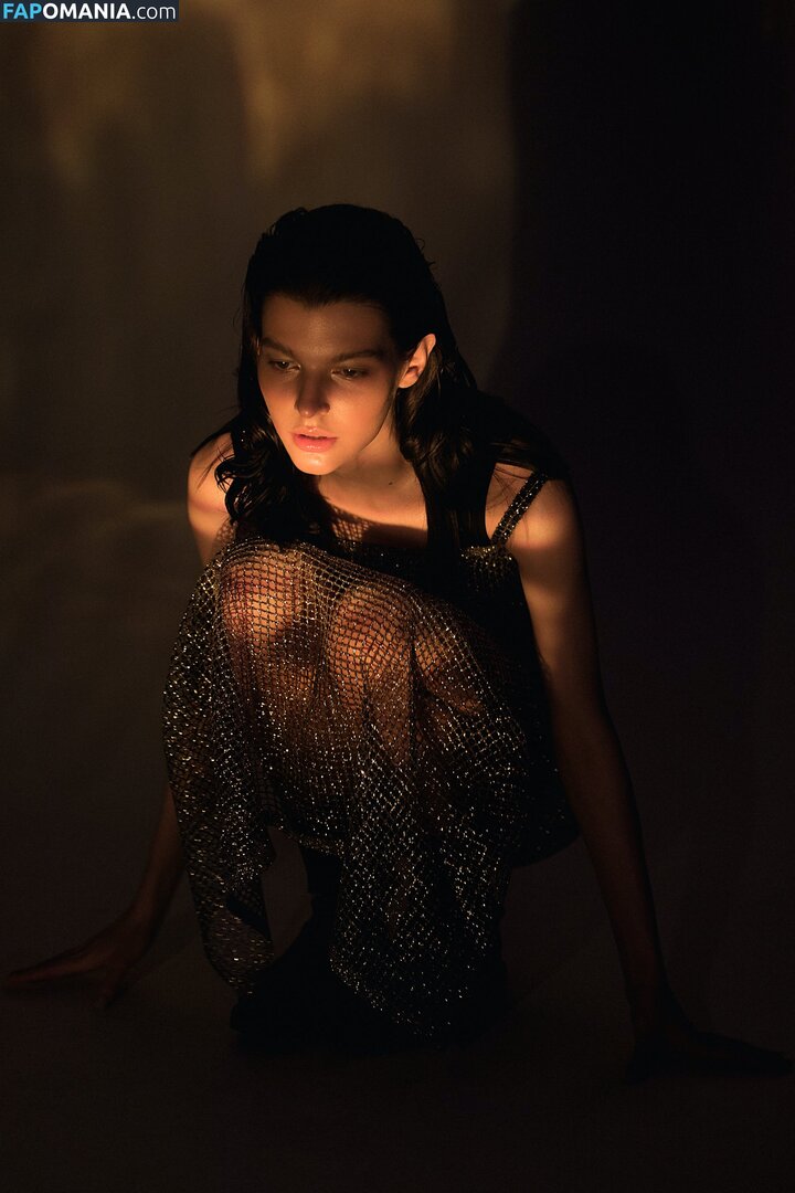 Sasha Zotova / shuzolotova Nackt OnlyFans  Geleaktes Foto #4