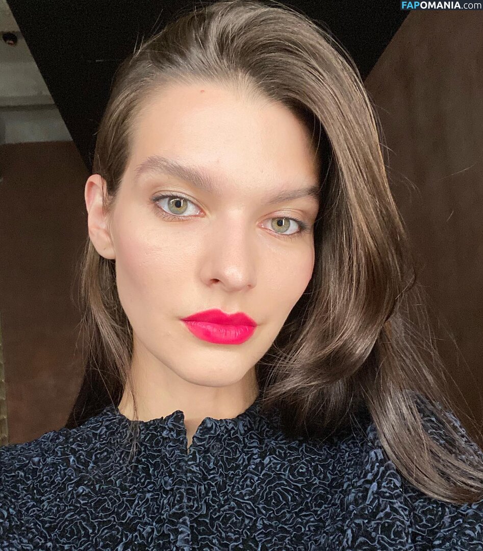 Sasha Zotova / shuzolotova Nackt OnlyFans  Geleaktes Foto #14