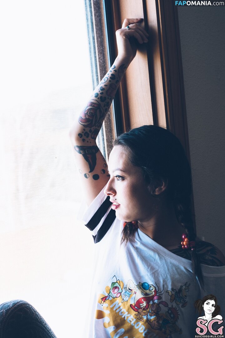 Sassafrass / _sassafrass / definite.bad.idea Nackt OnlyFans  Geleaktes Foto #1