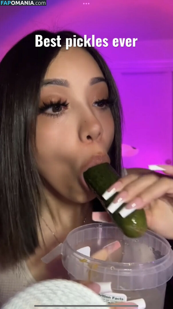 SassySounds ASMR / SassysoundsASMR / sassyselenaaaa / selenaaasasmr Nackt OnlyFans  Geleaktes Foto #115