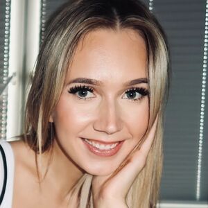 secret_blondie