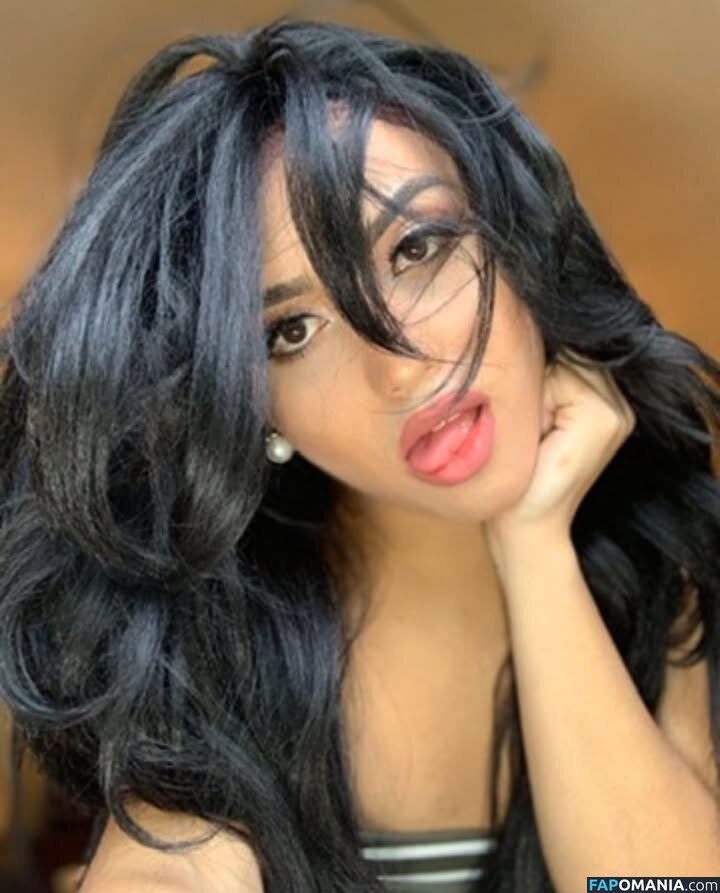Selenawitaweena / s3x3x3x Nackt OnlyFans  Geleaktes Foto #3