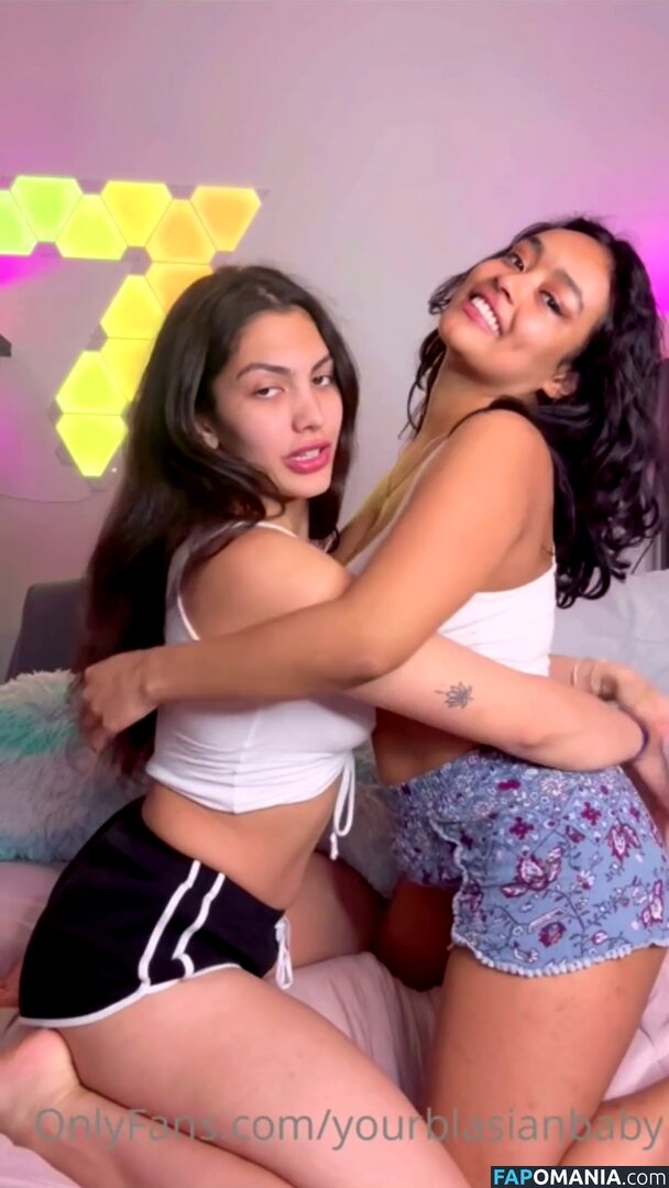 Self Booba Licking Videos / lizzobeeating Nackt OnlyFans  Geleaktes Foto #21