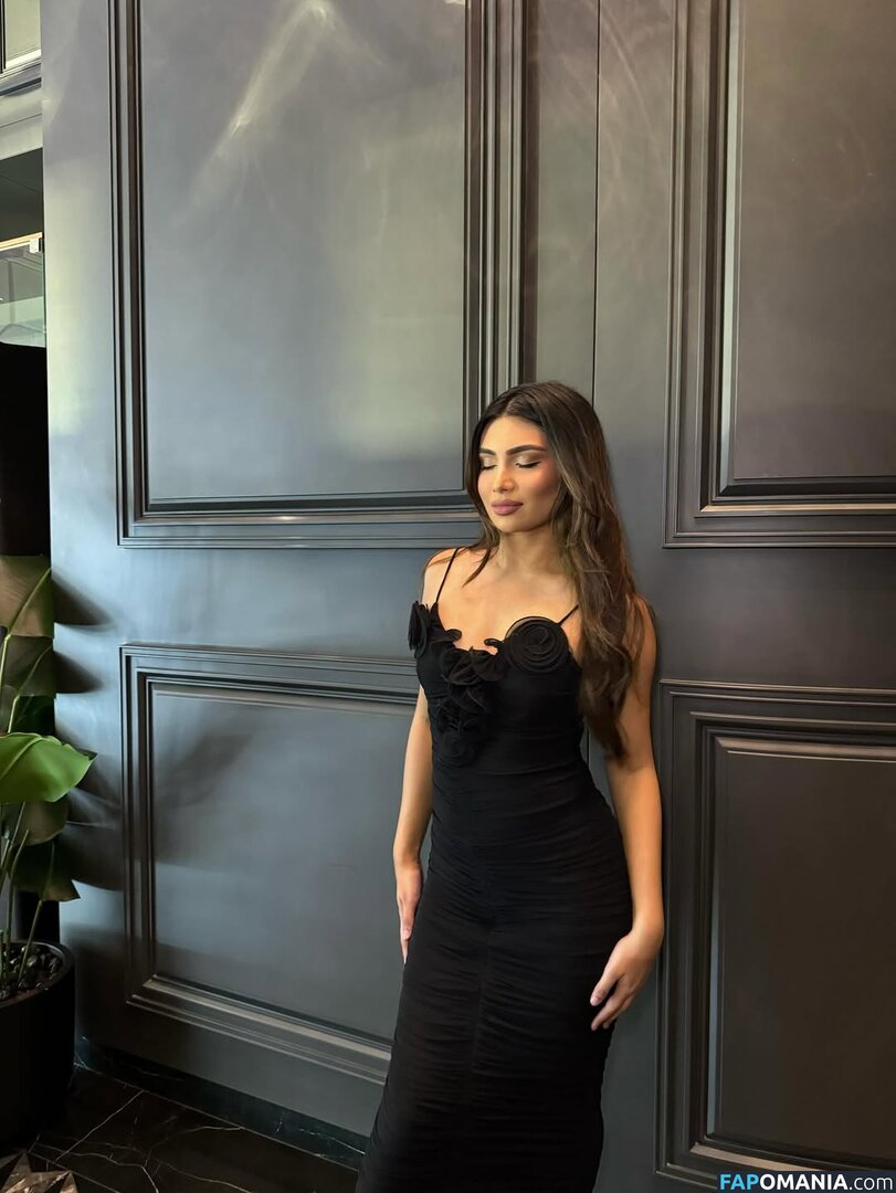 Shabreen Meerasafeer / shabreensabeer Nackt OnlyFans  Geleaktes Foto #1