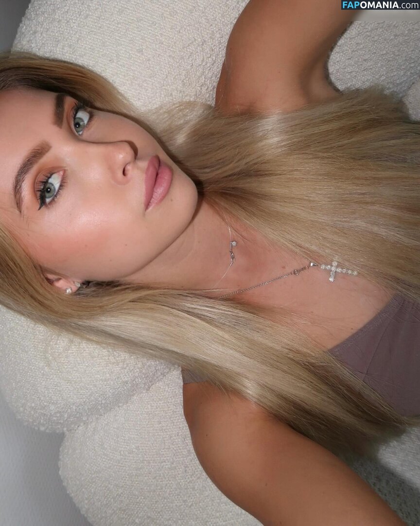 Shania Geiss / shania__geiss Nackt OnlyFans  Geleaktes Foto #120