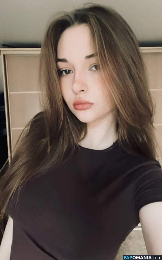 Miroslava / reel / sharrimalagisi Nackt OnlyFans  Geleaktes Foto #5