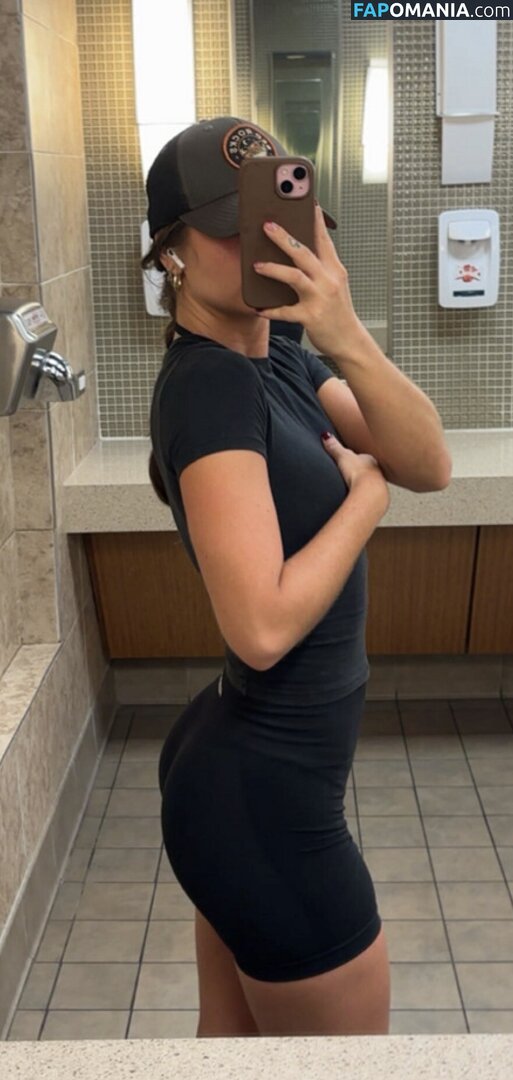 Shelby Abbott / shelbyabbott11 / simplyyhott Nackt OnlyFans  Geleaktes Foto #16