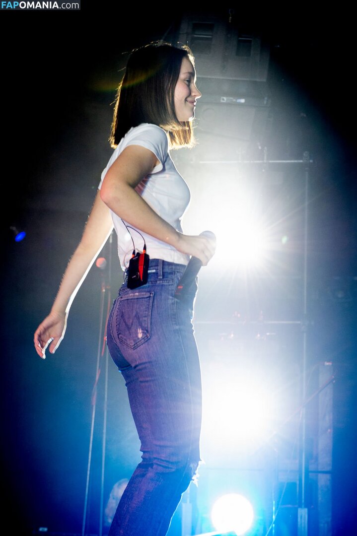 Sigrid / Sigrid Solbakk Raabe / thisissigrid Nackt OnlyFans  Geleaktes Foto #128