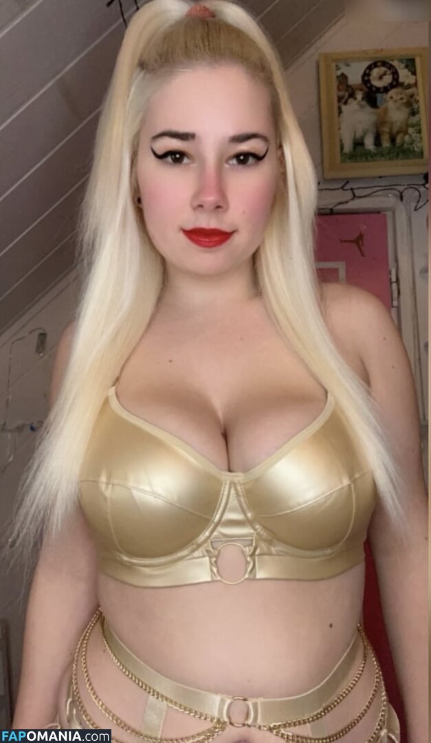 Sina-Marie Hüttner / sina.mh2001 Nackt OnlyFans  Geleaktes Foto #9