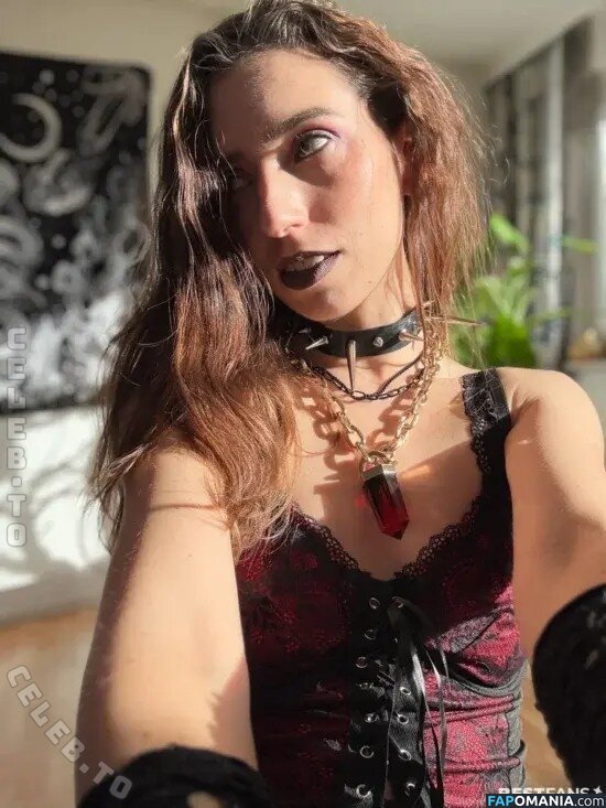 Skarlya / darkelements_byskarlya Nackt OnlyFans  Geleaktes Foto #1