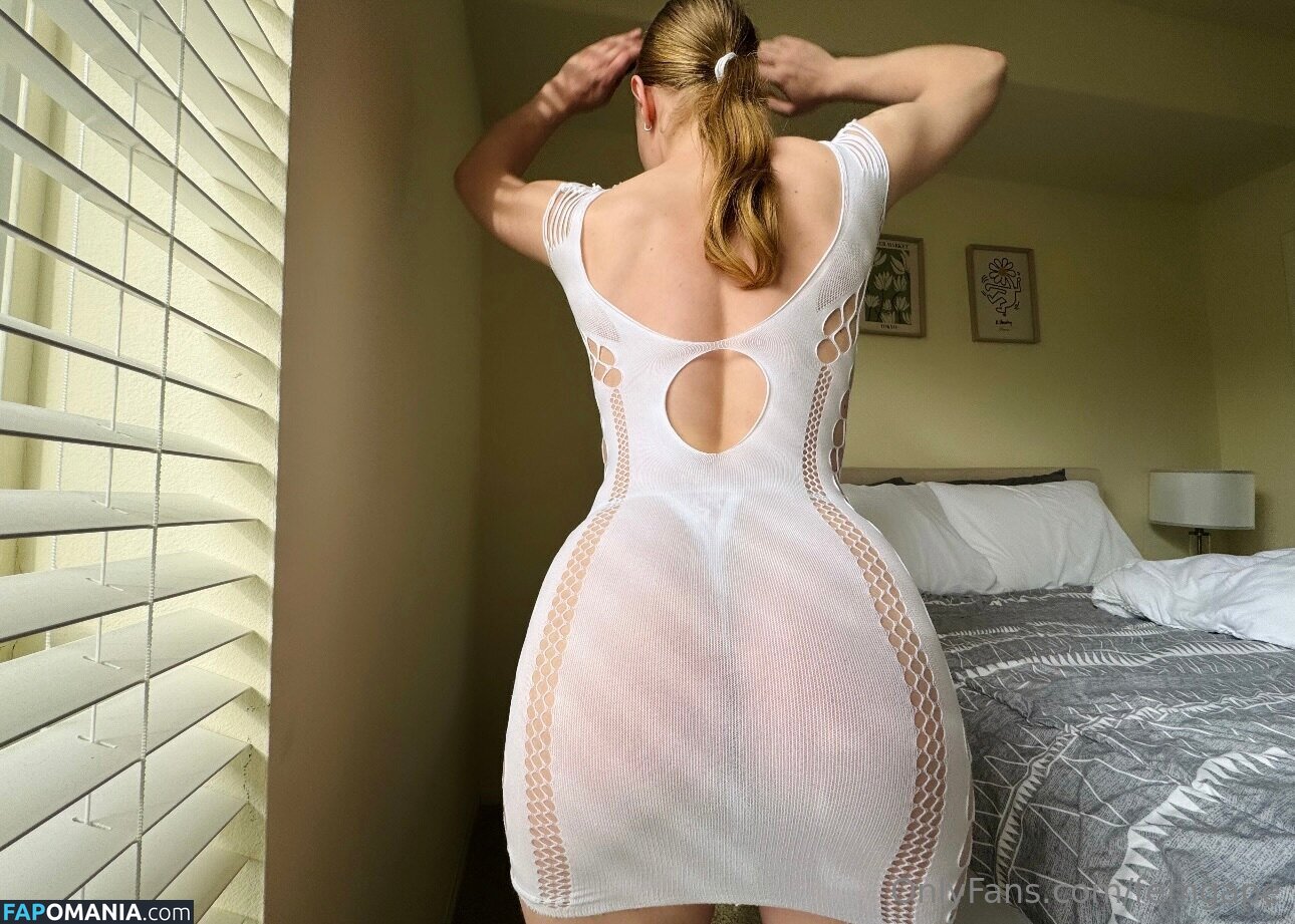 FEMGAPE / Skaya Lex / skaya.lex Nackt OnlyFans  Geleaktes Foto #9