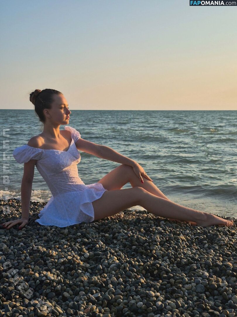 Sofia Alexandrovna / kozyrevaaaaaaa Nackt OnlyFans  Geleaktes Foto #1