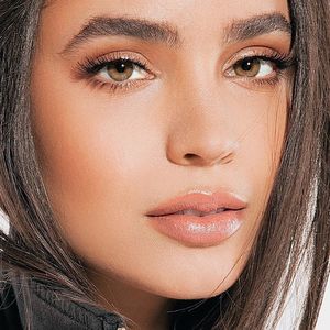 Sofia Carson