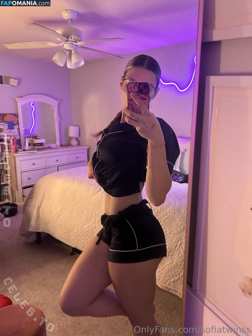 diezwillinge.angel / sofiatwinss Nackt OnlyFans  Geleaktes Foto #1