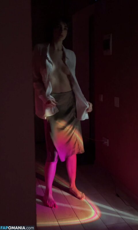 Sofina / sofinalev / sofinalevi Nackt OnlyFans  Geleaktes Foto #3