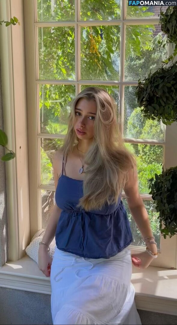 https: / sofyaplotnikova / xsofya_x Nackt OnlyFans  Geleaktes Foto #1