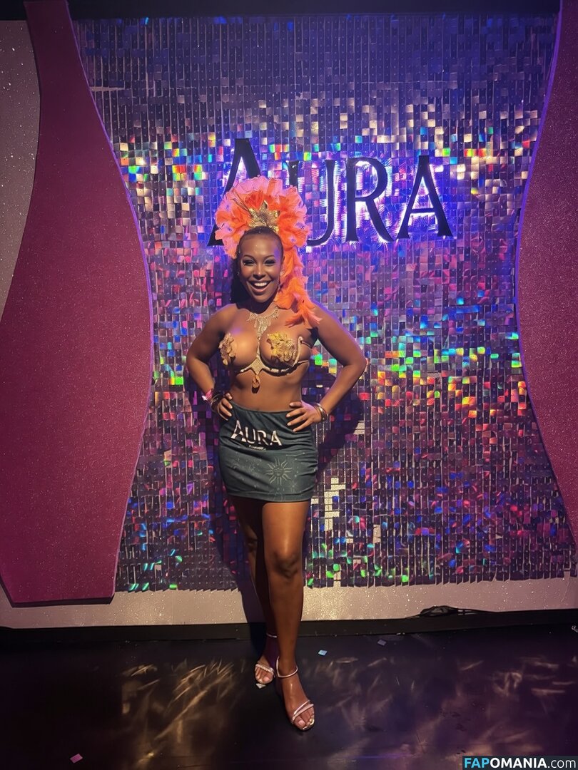 BBB 4 / Solange Vega / https: / solvegaoficial Nackt OnlyFans  Geleaktes Foto #8