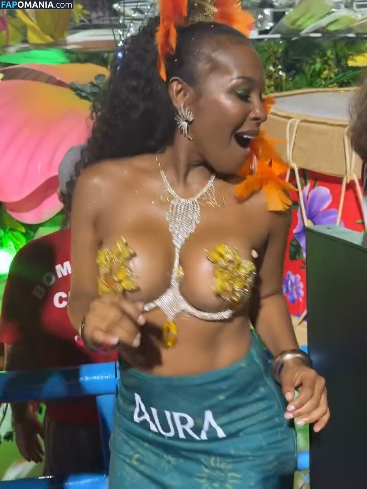 BBB 4 / Solange Vega / https: / solvegaoficial Nackt OnlyFans  Geleaktes Foto #9