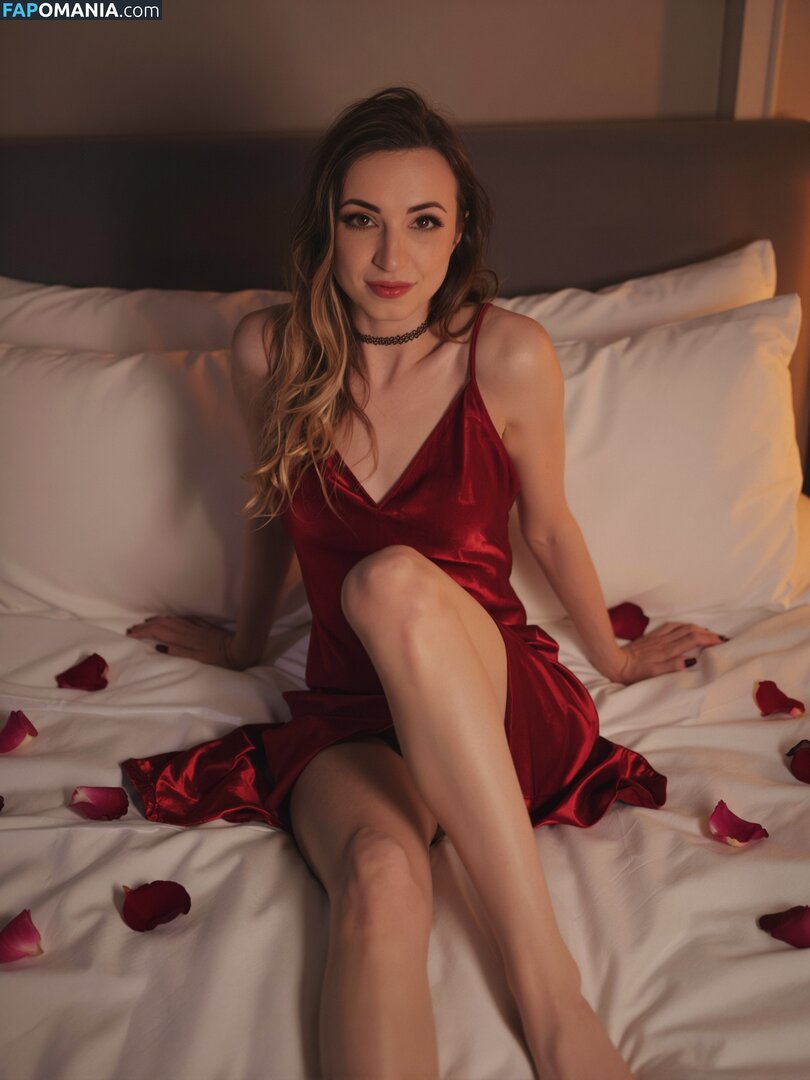 Some ASMRtist / asmrglow / asmrmaddy Nackt OnlyFans  Geleaktes Foto #16