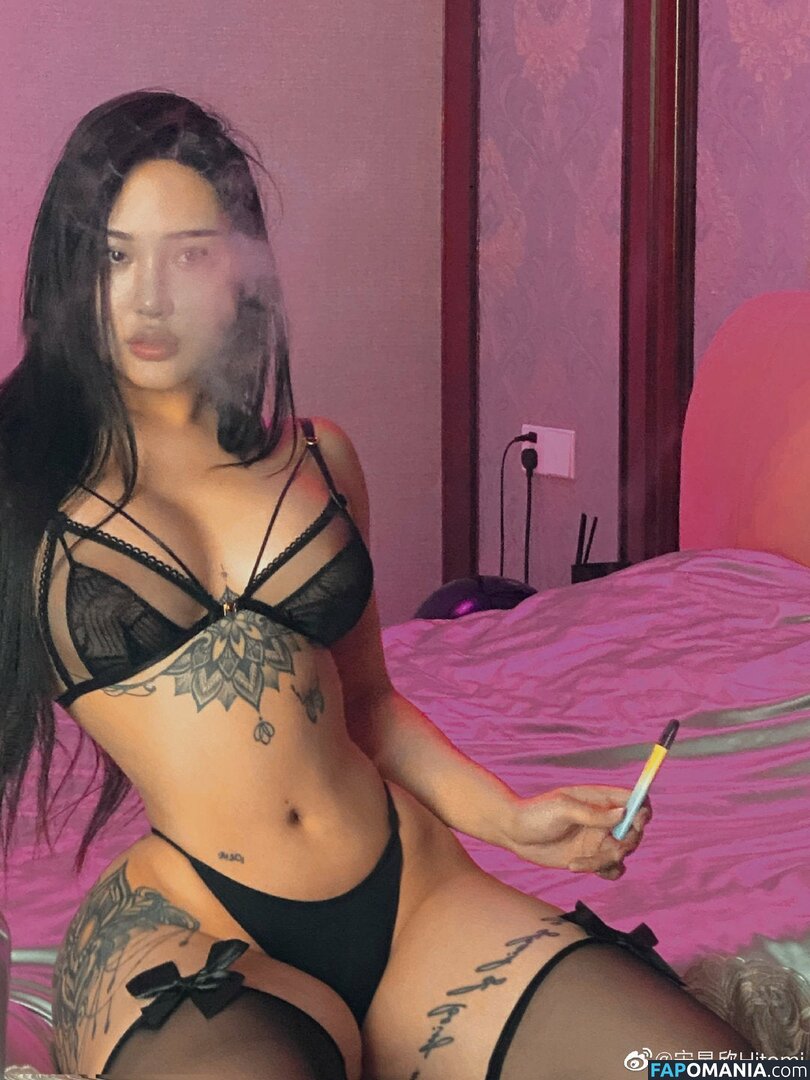 Songyuxin Hitomi / hitomi_official / songyuxin_hitomi Nackt OnlyFans  Geleaktes Foto #57