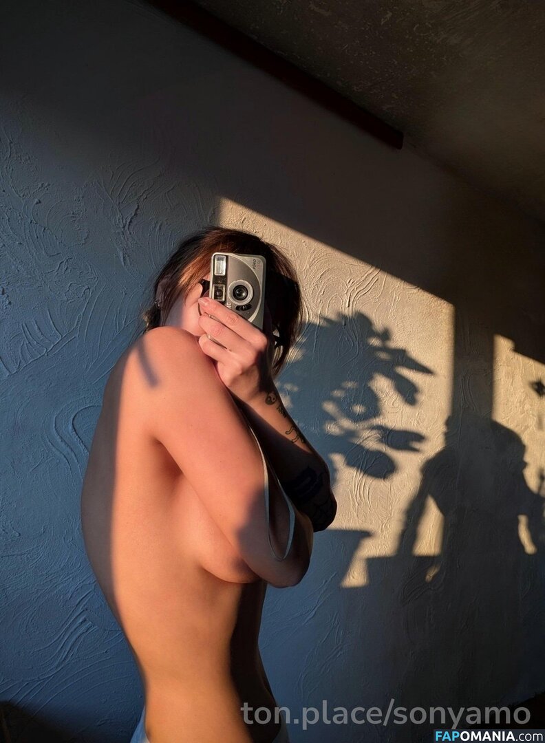 SonyaMO / sonyamoanddough Nackt OnlyFans  Geleaktes Foto #9