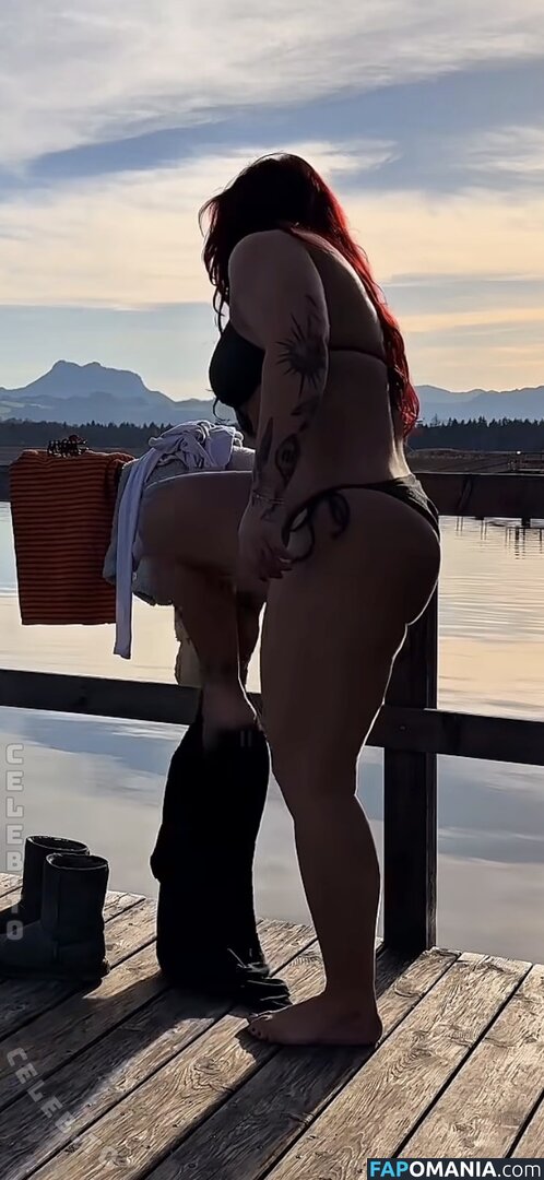 Sophia Thiel / sophia.thiel Nackt OnlyFans  Geleaktes Foto #3