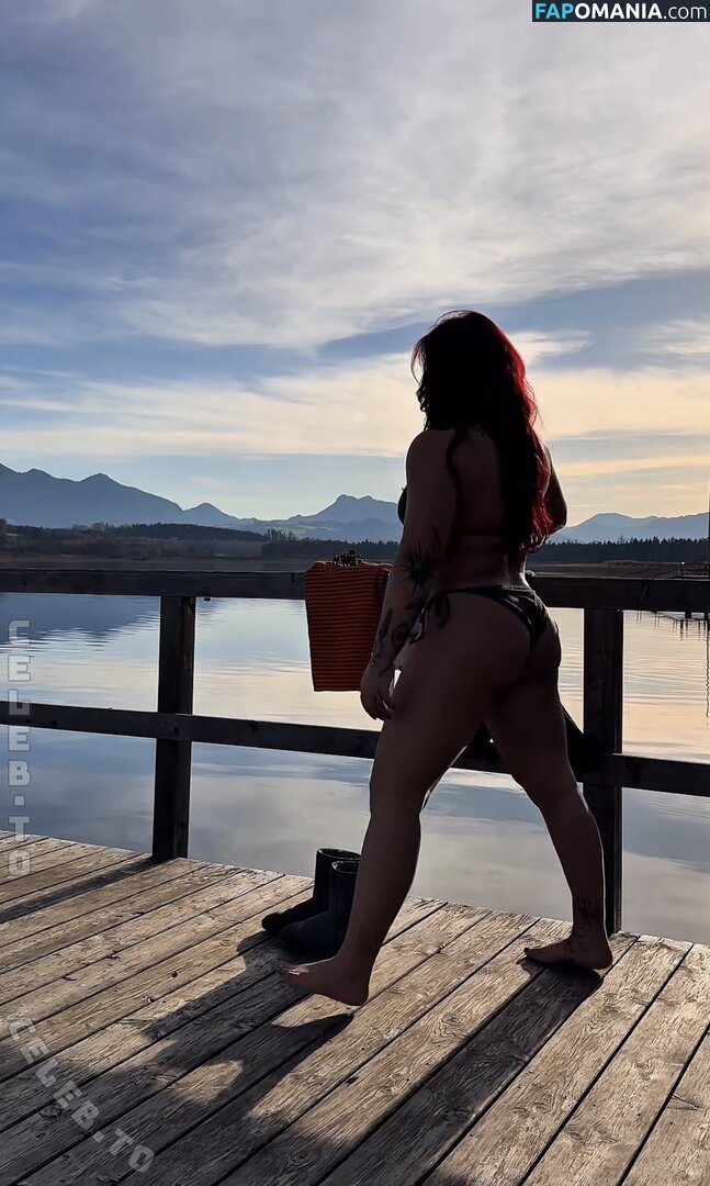 Sophia Thiel / sophia.thiel Nackt OnlyFans  Geleaktes Foto #8