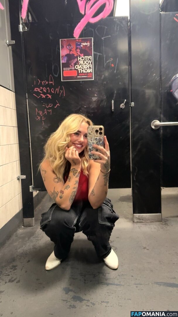 Sophie Riedemann / Sophuckingone / _sophieriedemann Nackt OnlyFans  Geleaktes Foto #286