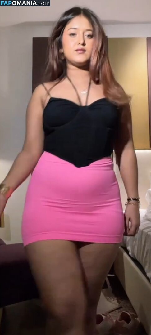 Srishtiroyyyy / srishtiroyyy Nackt OnlyFans  Geleaktes Foto #1