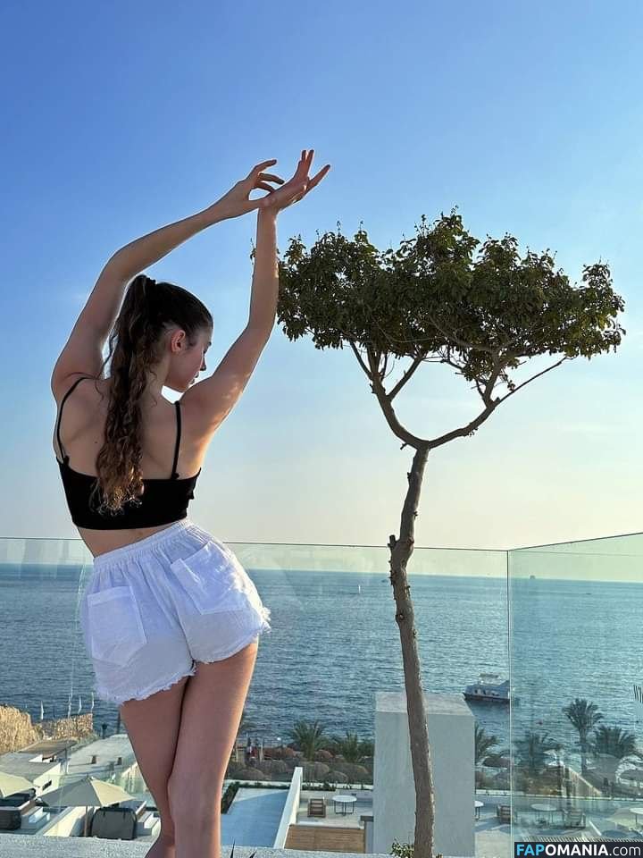 Derwald / Stefania Deriabina / st.efania4105 / st.efania_deriabina / xostefania Nackt OnlyFans  Geleaktes Foto #53