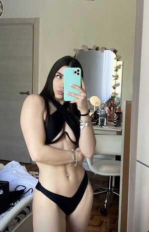 Stella Caldirola