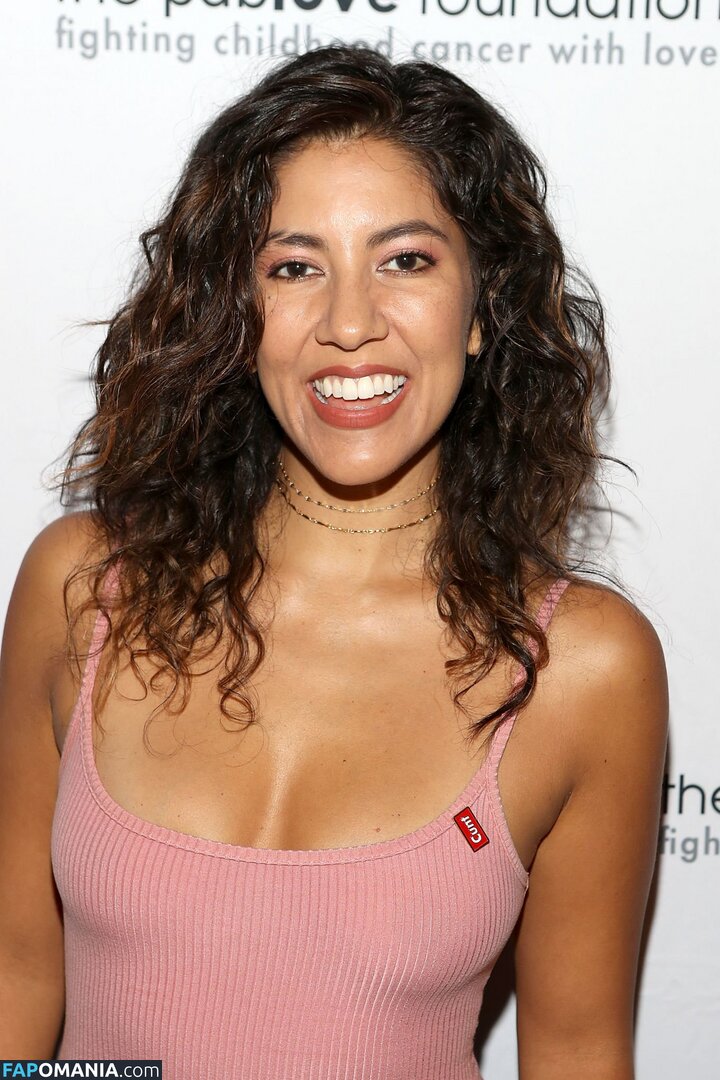 Rosa Diaz Brooklyn Nine-Nine / Stephanie Beatriz / stephaniebeatriz Nackt OnlyFans  Geleaktes Foto #45
