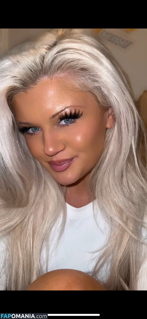 Carmen Lately / Stephanie Sampson / Stephy Vlogs / carmenlattemua / stephycarmen Nackt OnlyFans  Geleaktes Foto #37