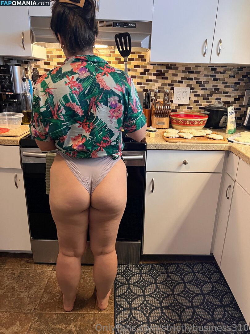 Strictly Business / StrictlyBusiness310 / imstrictlybusiness / transparency Nackt OnlyFans  Geleaktes Foto #11