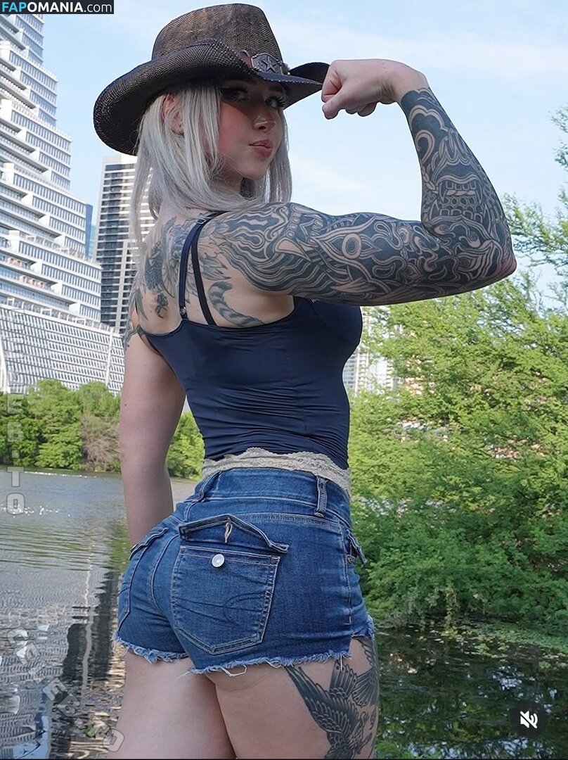 StrongWaifu / https: Nackt OnlyFans  Geleaktes Foto #4