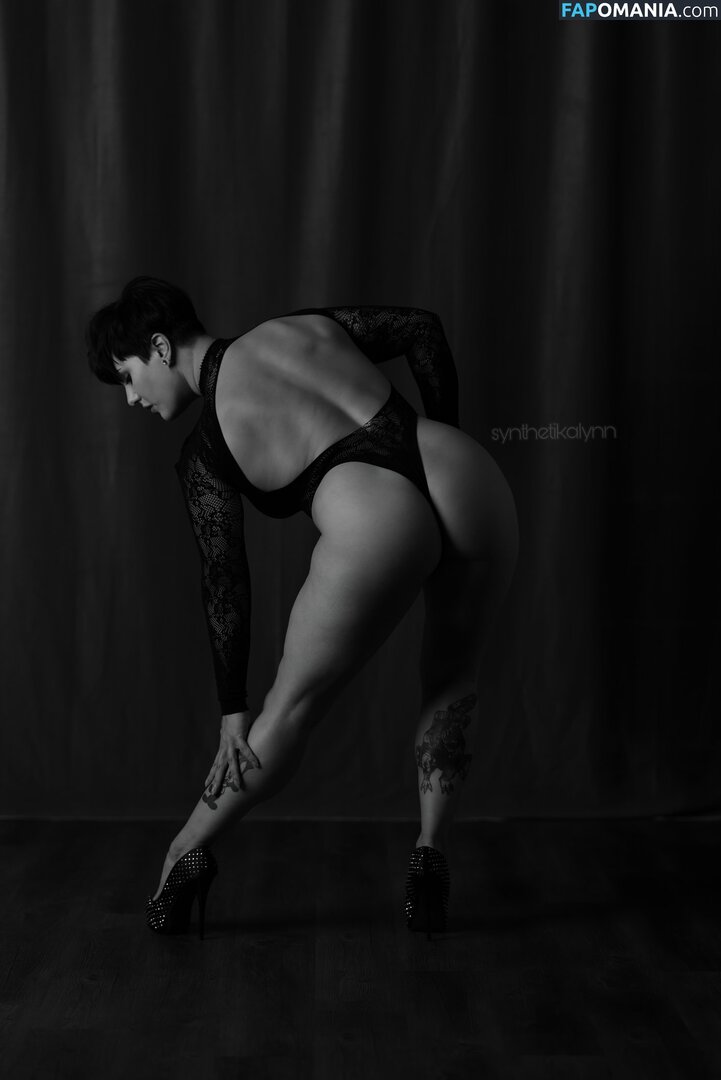 Synthetika Lynn / synthetika_lynn / synthetikalynn Nackt OnlyFans  Geleaktes Foto #1