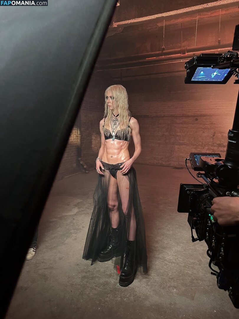 Taylor Momsen / aryelsoul / taylormomsen Nackt OnlyFans  Geleaktes Foto #700