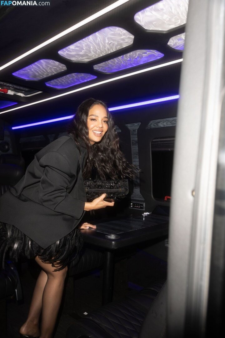 Tessa Thompson / tessamaethompson / tessathompsonx Nackt OnlyFans  Geleaktes Foto #6