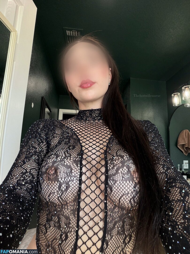 Thehotwifenurse / girlthatbreathesunderwater Nackt OnlyFans  Geleaktes Foto #17