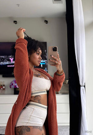 therealbombshell_mint