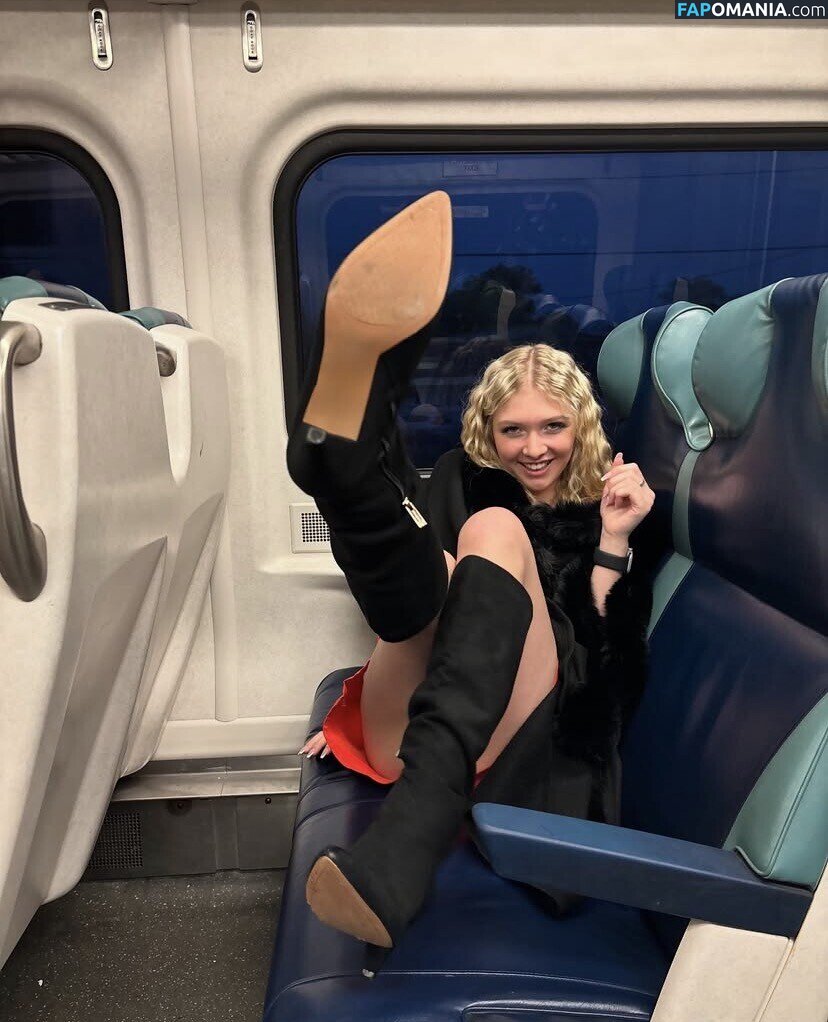 Thereallaurengregory / https: / s3xywest / s3xywest... / skywest87 Nackt OnlyFans  Geleaktes Foto #3