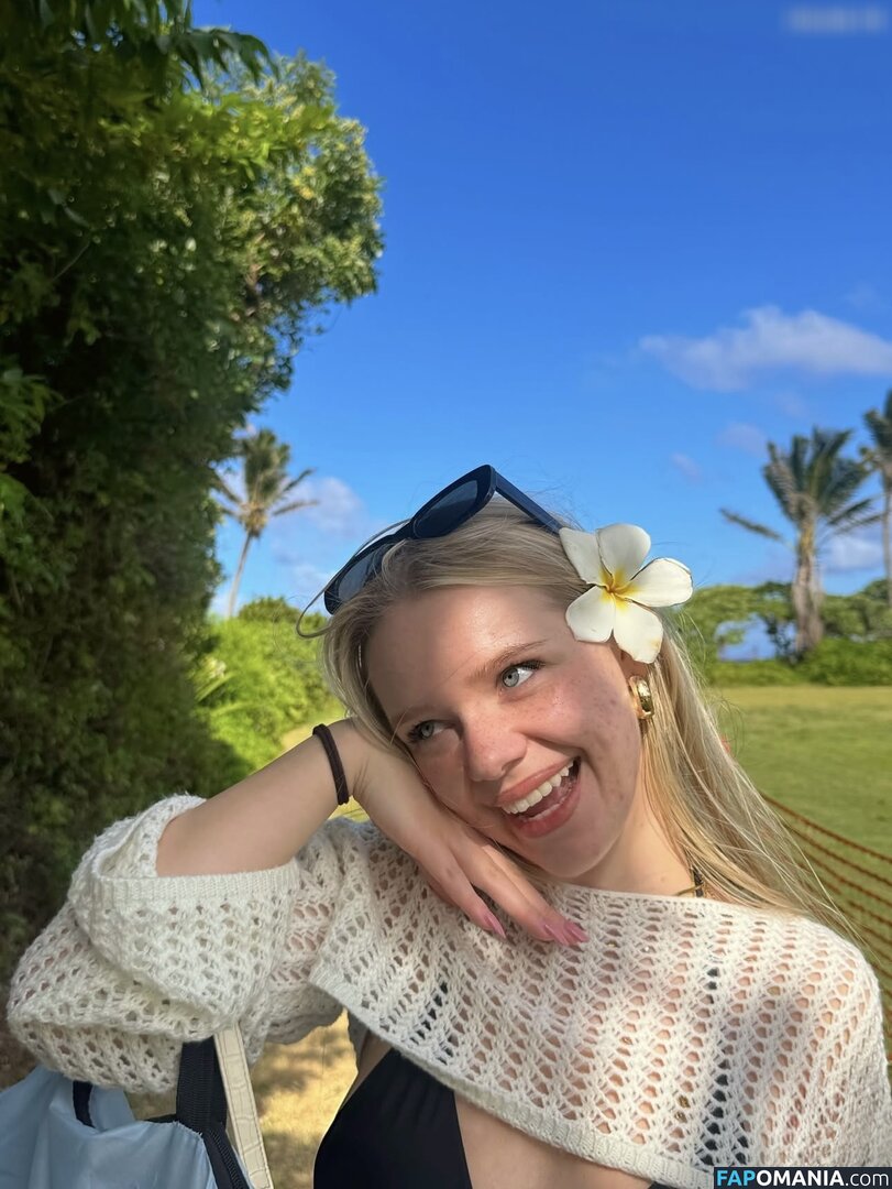 Thesi.Sophie / thesisophie Nackt OnlyFans  Geleaktes Foto #1